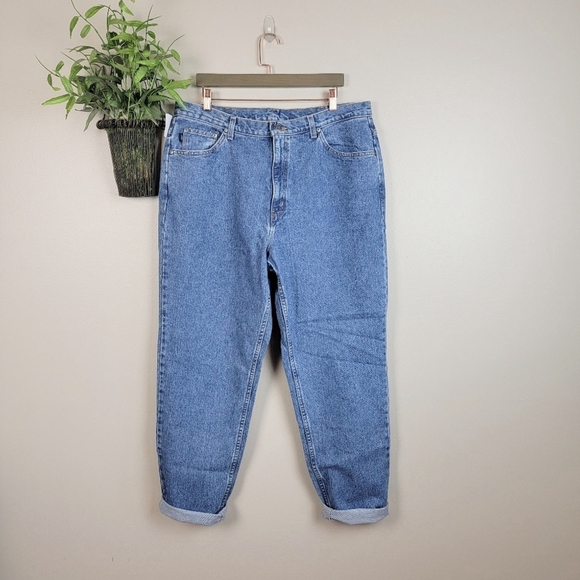 Chic NEW 90s Vintage Tapered Leg Relaxed Fit High Rise Medium Wash Mom Jeans - Picture 1 of 14